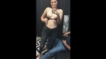 Gadis Cantik ML Ganas Basah Total Lorong Sange HD