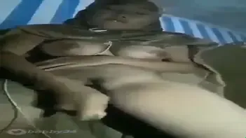 Jilbab Colmek Pakai Terong Besar Tak Biasa