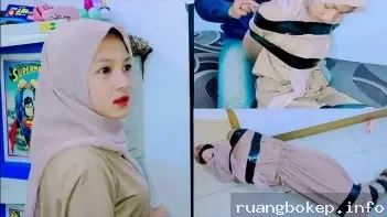 Pertama Kali Mengajak Pacar Main BDSM